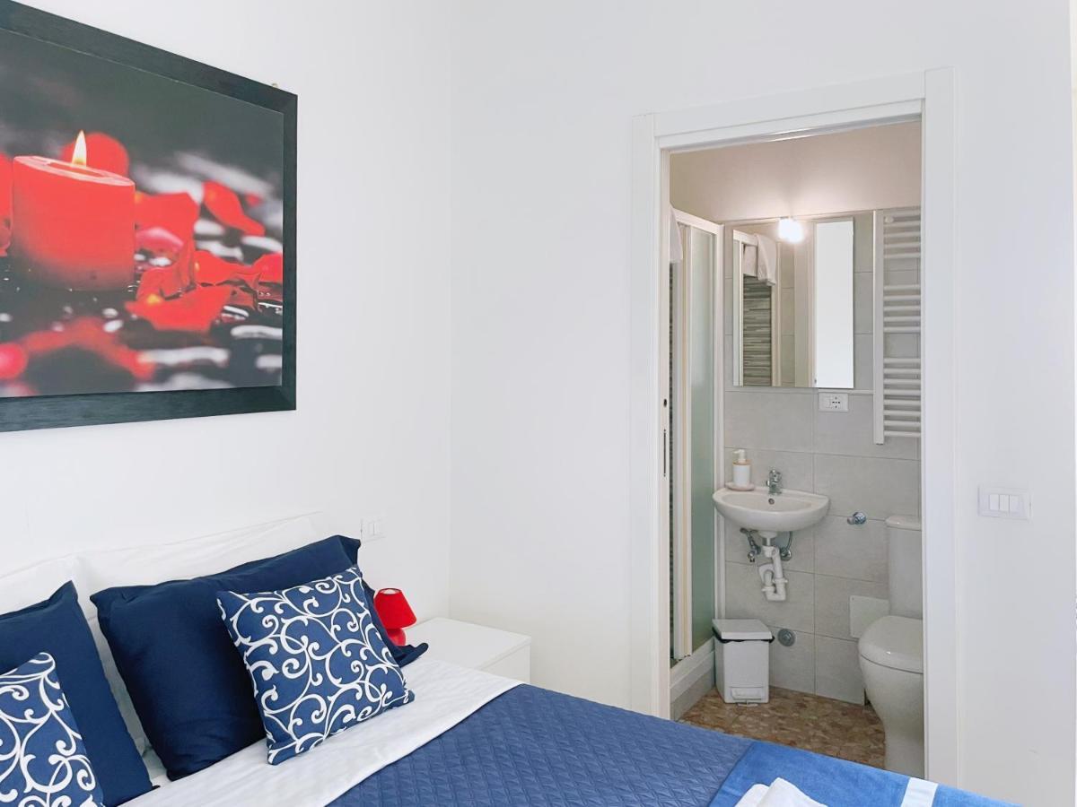 Confortini Rooms Sunday Verona Exterior photo